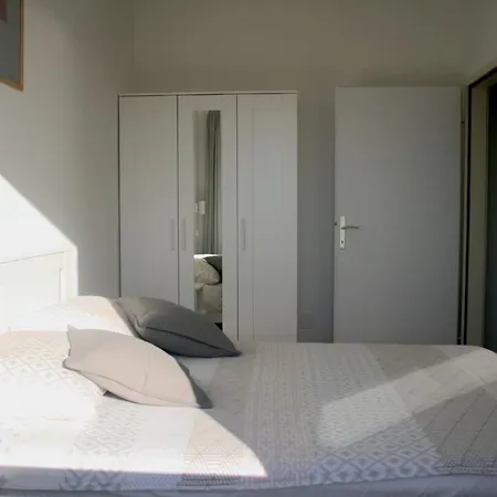 Rubi 2 Appartement Primošten