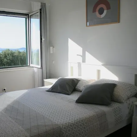 Rubi 2 Appartement Primošten